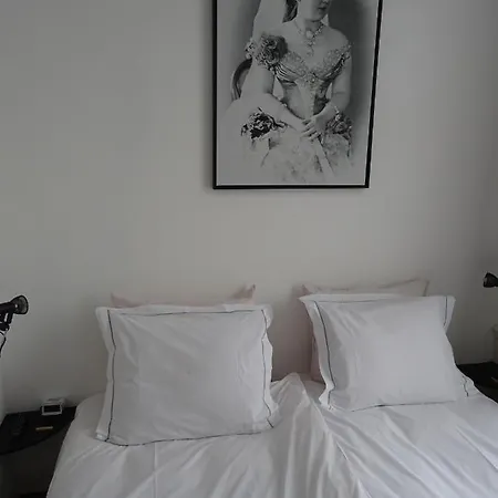 Emma's 4* Den Haag