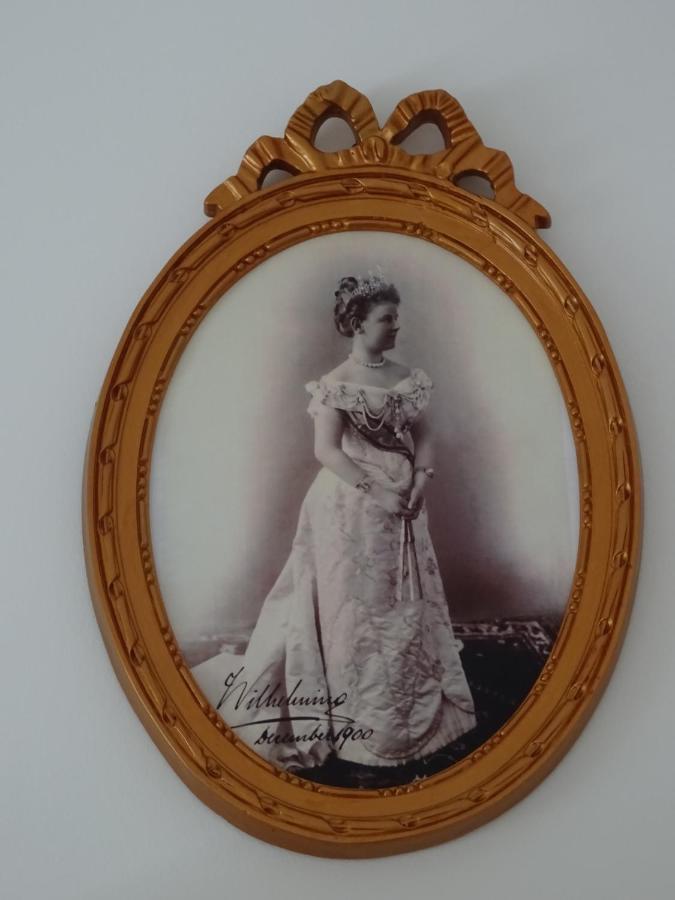 Emma's Bed & Breakfast 3*